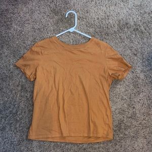 BURNT ORANGE PLAIN CROPPED TEE